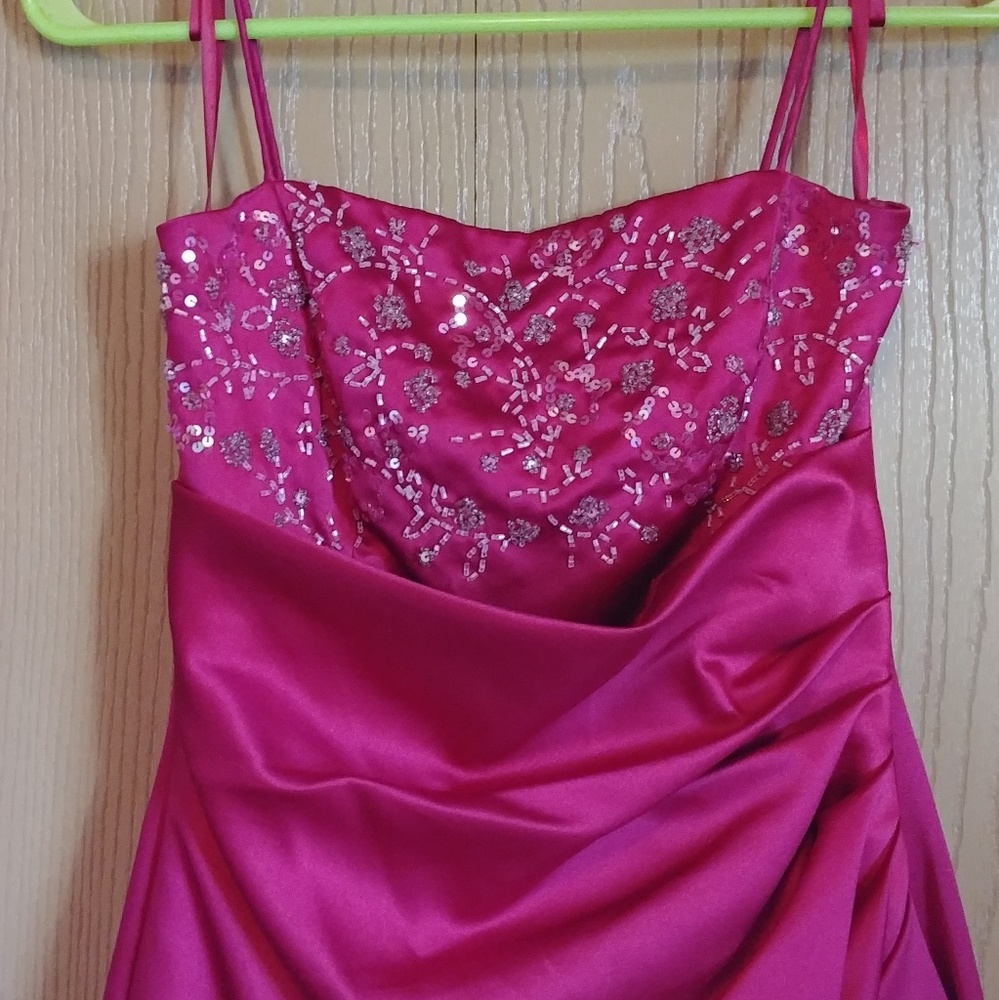 Wine colored prom/pageant dress